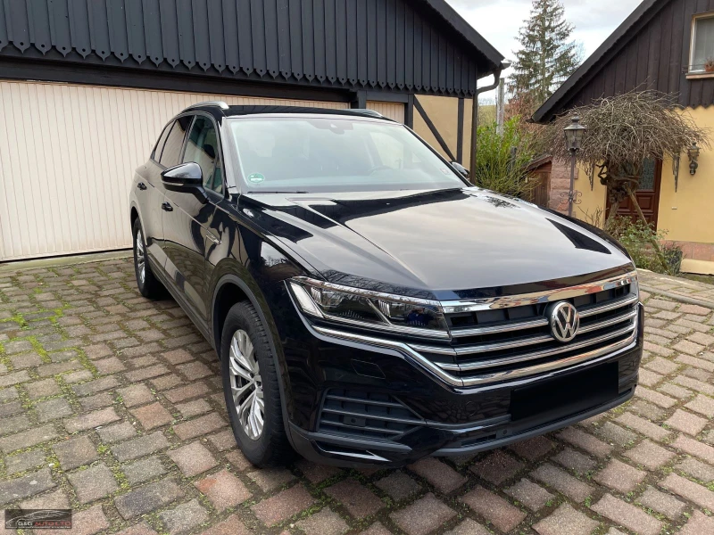 VW Touareg 3.0-TDI/231HP/V6/4X4/NAVI/LED/AMBI/CAM/ACC/216v, снимка 3 - Автомобили и джипове - 49848104