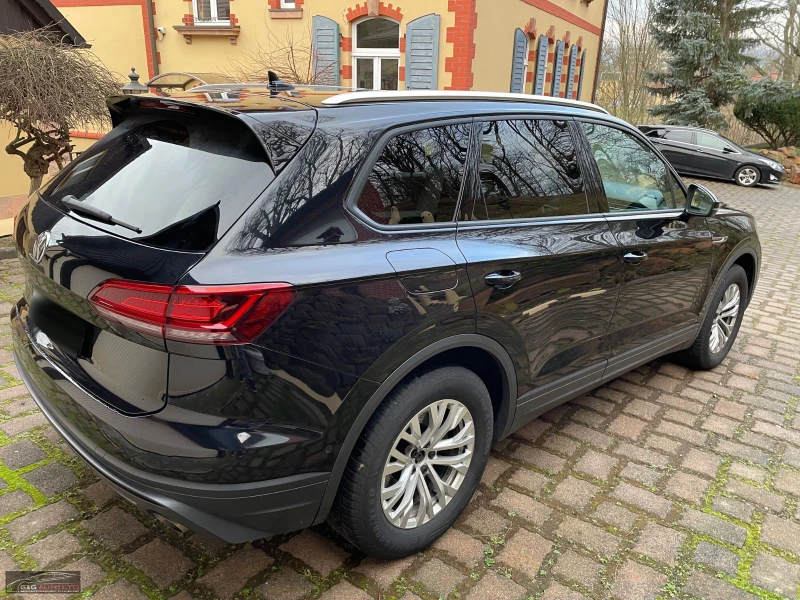 VW Touareg 3.0-TDI/231HP/V6/4X4/NAVI/LED/AMBI/CAM/ACC/216v, снимка 4 - Автомобили и джипове - 49848104