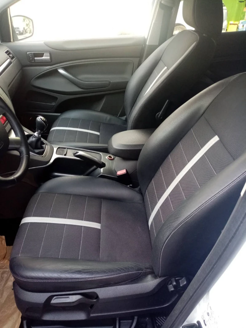 Ford Kuga TITANIUM.TOP.FULL EXTRA. 2.0DISEL 4x4, снимка 9 - Автомобили и джипове - 51813964