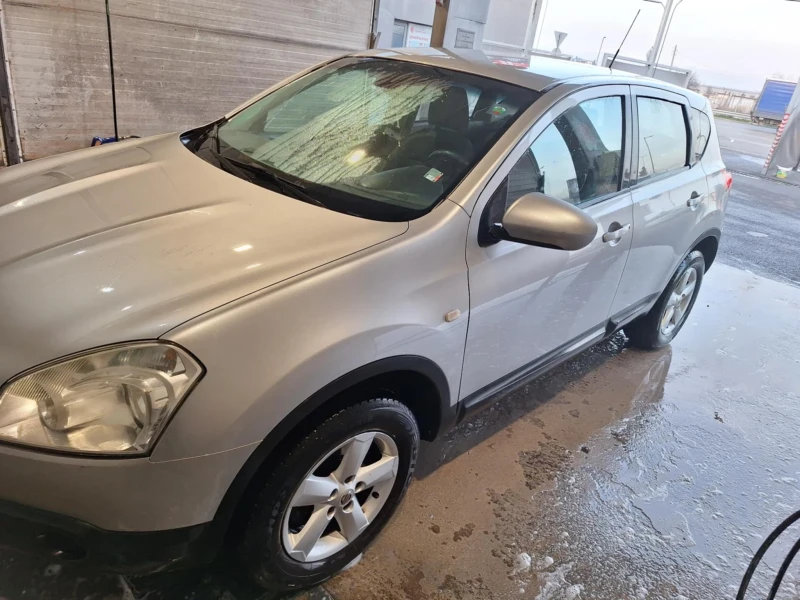 Nissan Qashqai, снимка 11 - Автомобили и джипове - 52841551