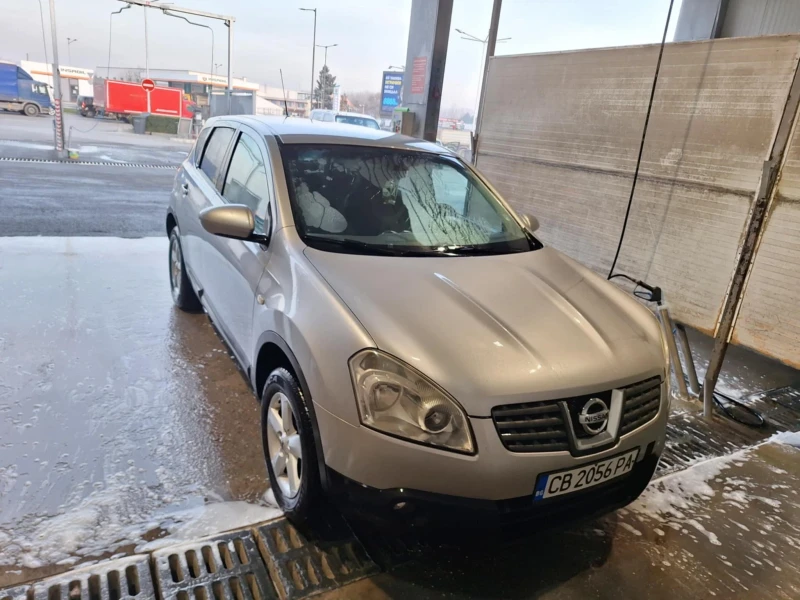 Nissan Qashqai, снимка 12 - Автомобили и джипове - 52841551