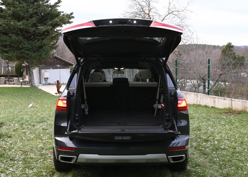 BMW X7, снимка 10 - Автомобили и джипове - 53065376