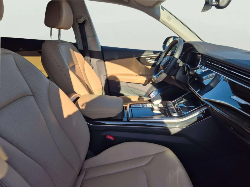 Audi Q8 3.0 I, снимка 10 - Автомобили и джипове - 53206480