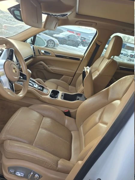 Porsche Cayenne 3.6 V6 * Реални километри * Сервизна история, снимка 16 - Автомобили и джипове - 52700519