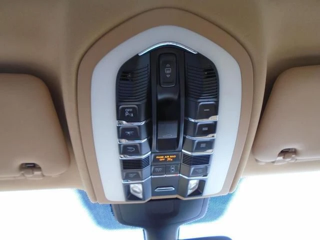 Porsche Cayenne 3.6 V6 * Реални километри * Напълно обслужен, снимка 12 - Автомобили и джипове - 52614391