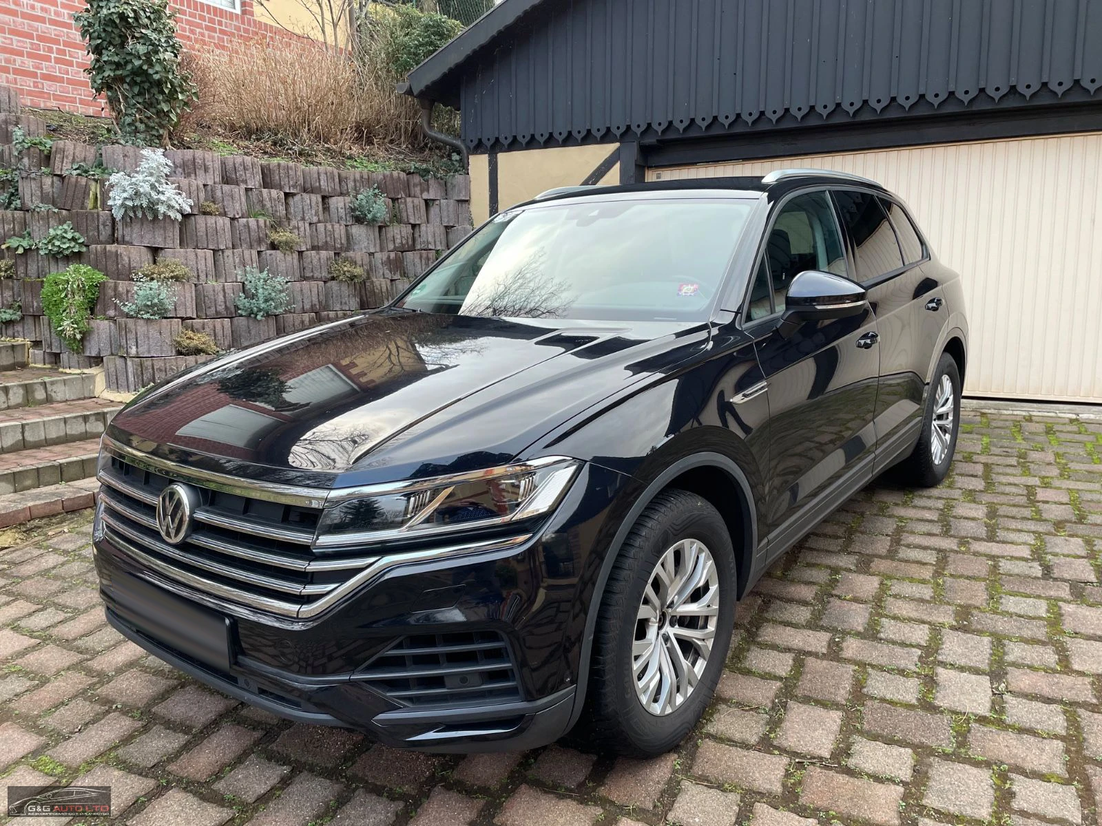 VW Touareg 3.0-TDI/231HP/V6/4X4/NAVI/LED/AMBI/CAM/ACC/216v, снимка 1