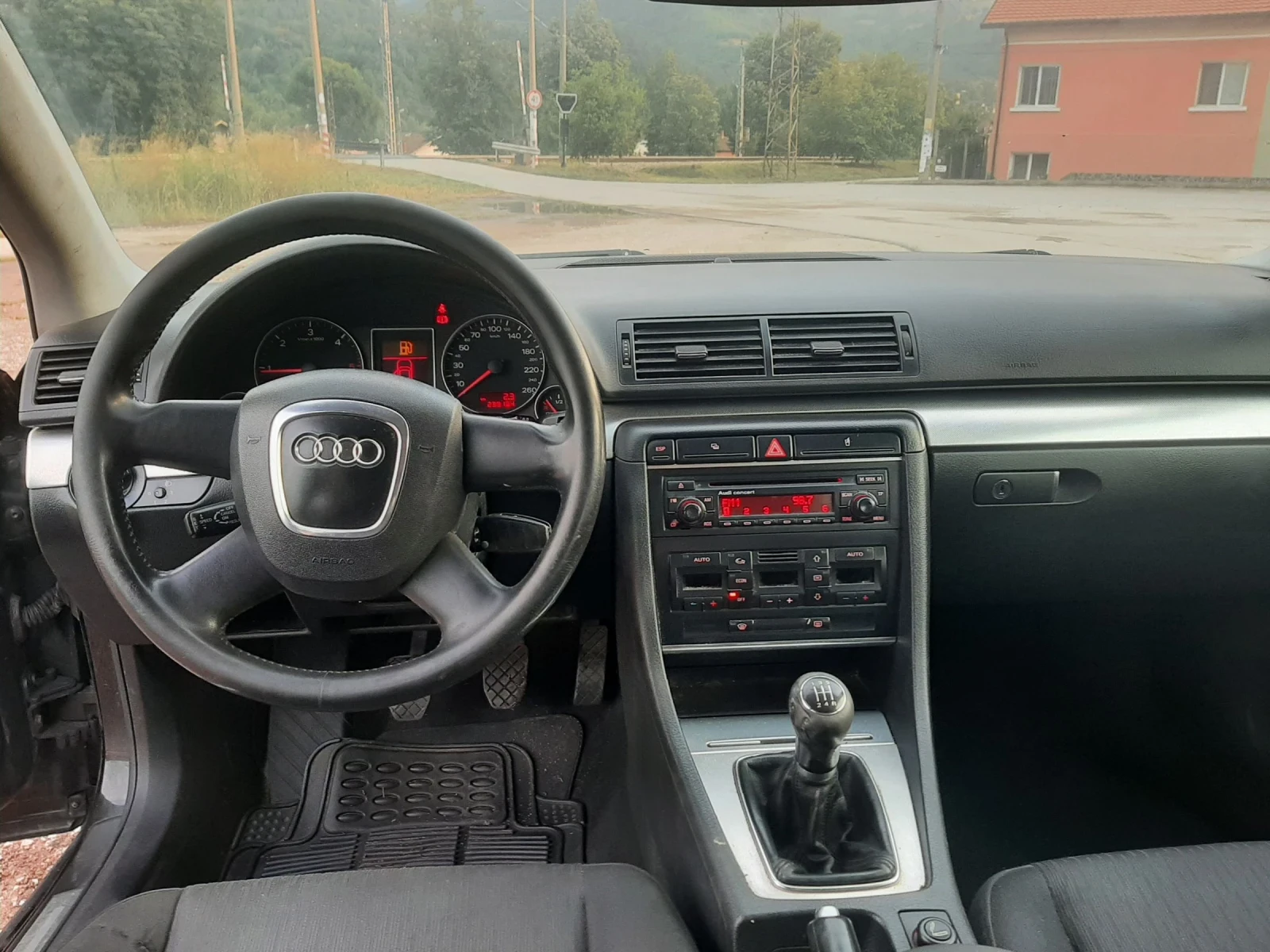 Audi A4 1.9TDI 116кс.КLIMATRON PODGREV KRUIZ - изображение 10