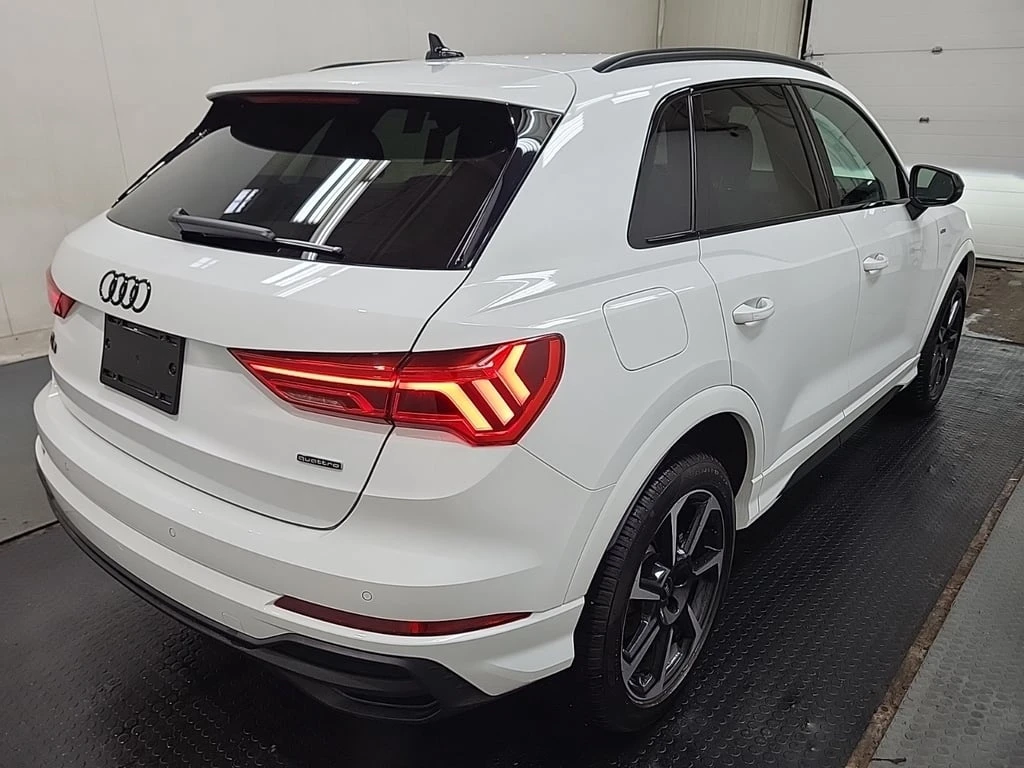 Audi Q3 * TECHNIK * CARFAX * БЕЗ ПЪРВОНАЧАЛНА ВНОСКА - изображение 4