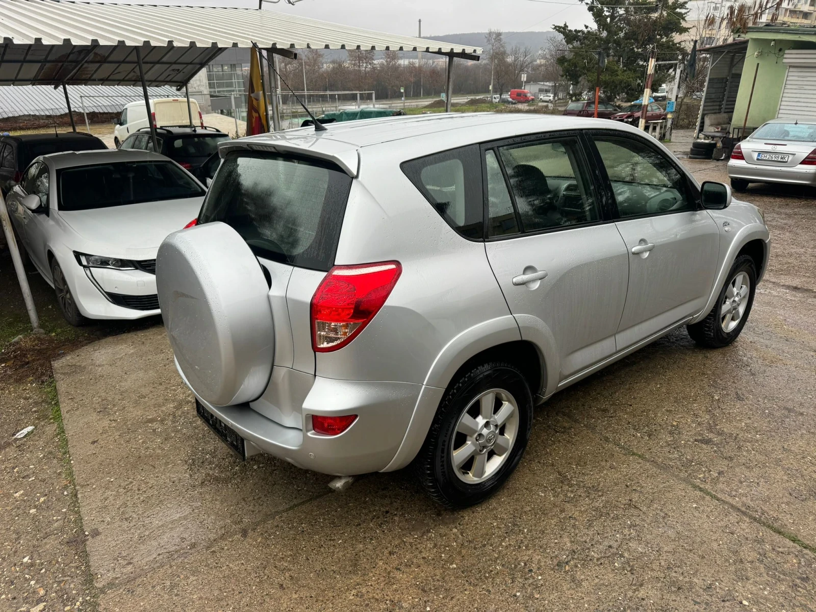 Toyota Rav4 | Mobile.bg � ����������� 4