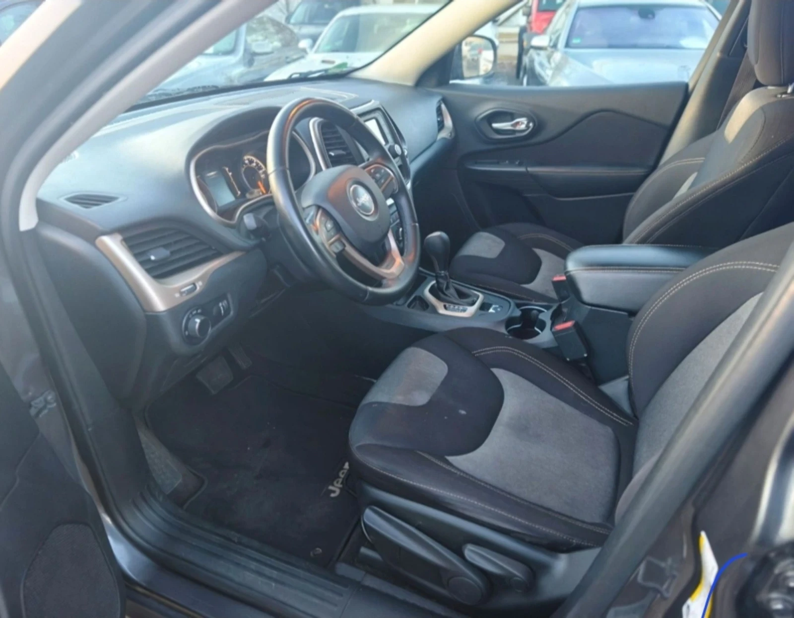 Jeep Cherokee Limited/Automatic - изображение 2