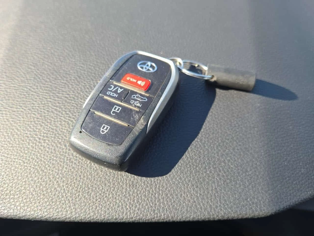 Toyota Rav4 * XSE * CARFAX * ПАНОРАМА * KEYLESS * ПОДГРЕВИ, снимка 8 - Автомобили и джипове - 54025373
