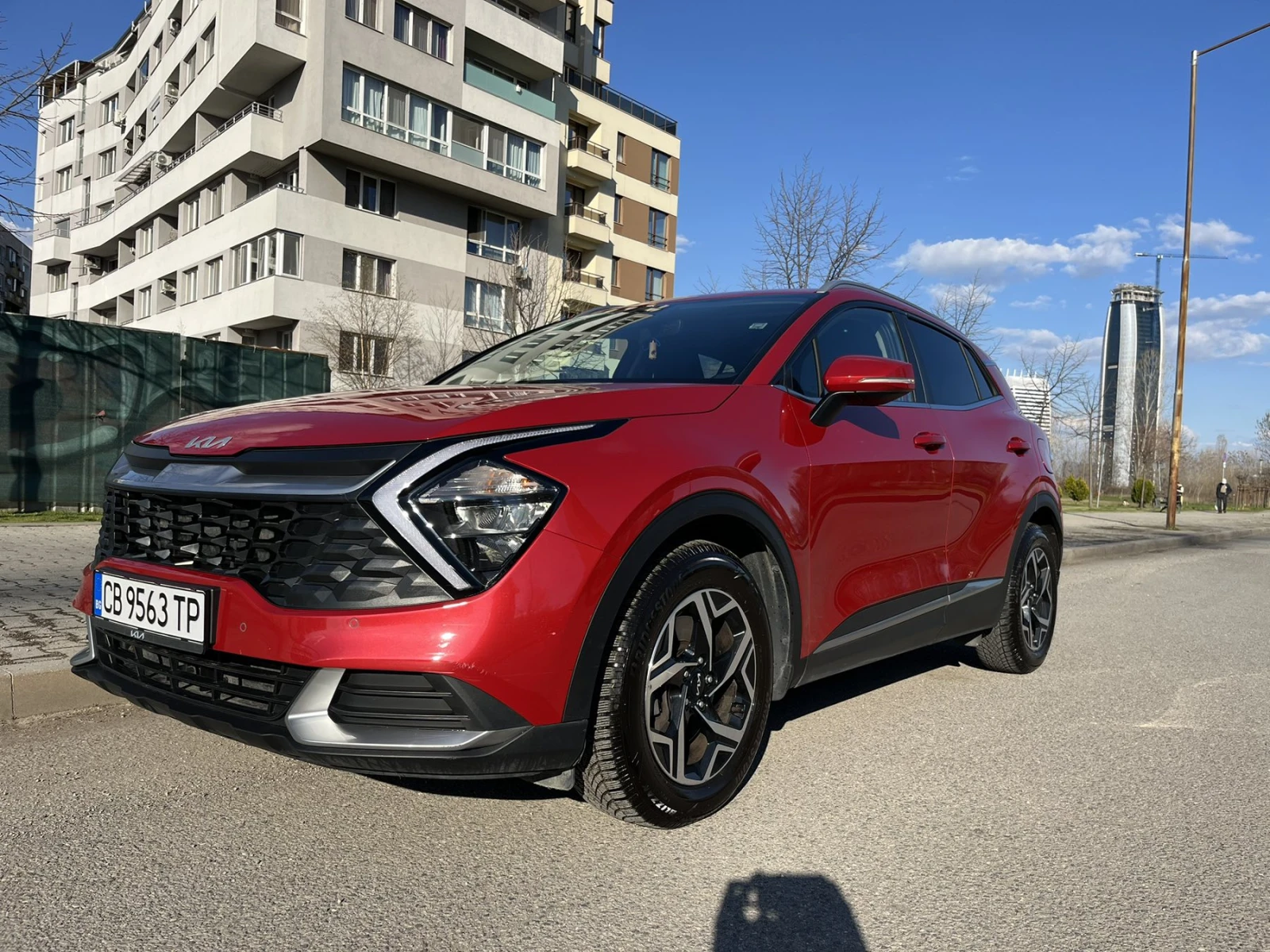 Kia Sportage 1.6 T-GDI, снимка 2 - Автомобили и джипове - 54116082