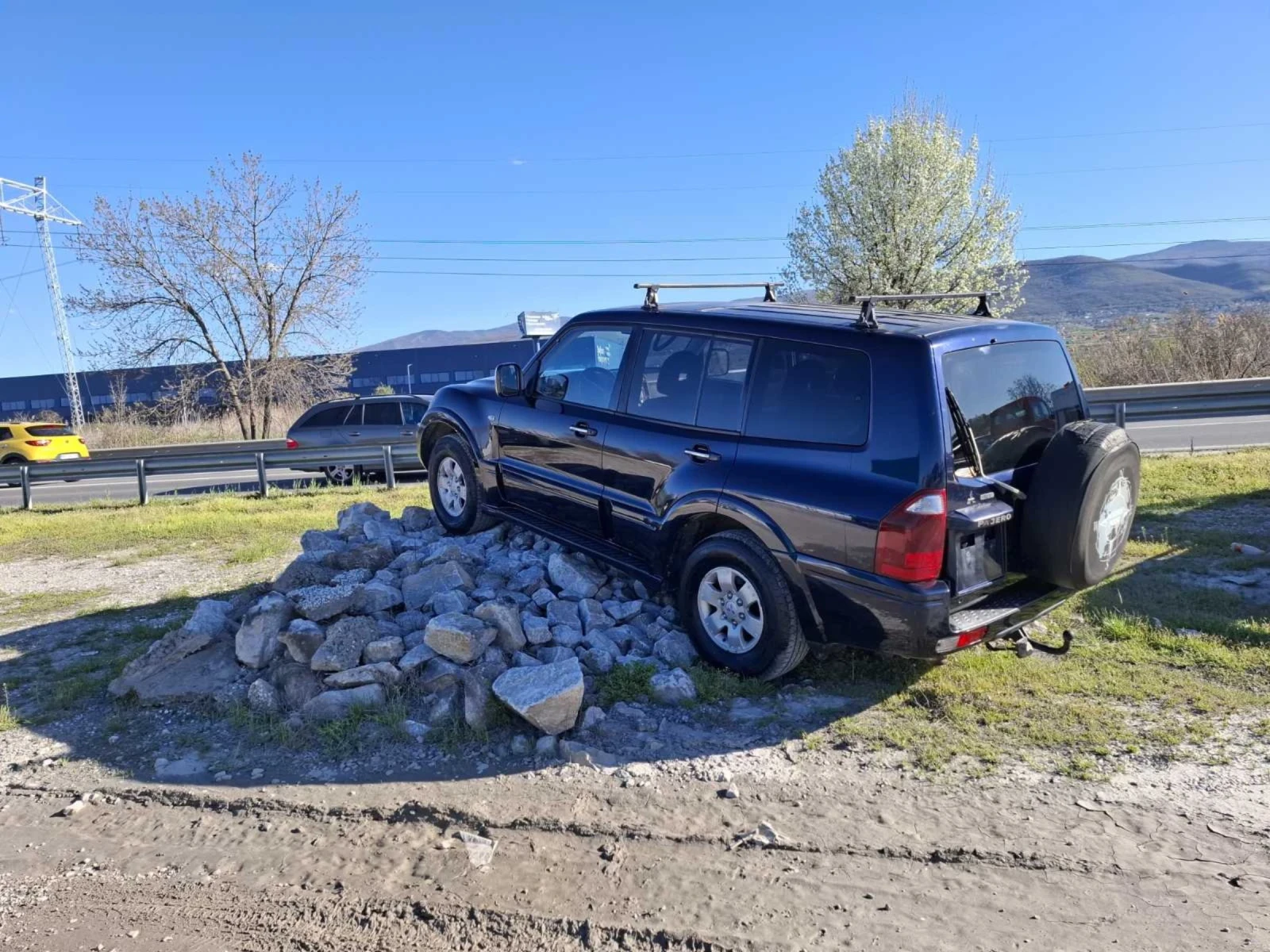 Mitsubishi Pajero DIESEL 3.2  DI, снимка 3 - Автомобили и джипове - 54150335