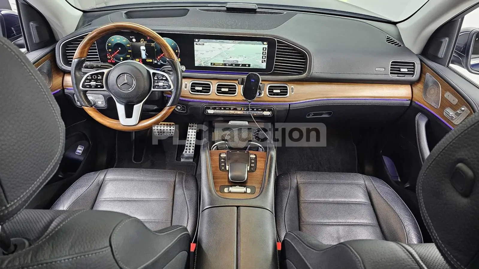 Mercedes-Benz GLS 400 d 4MATIC| BURMASTER| 360КАМЕРА| ПАНОРАМА| 7МЕСТА, снимка 2 - Автомобили и джипове - 54688656