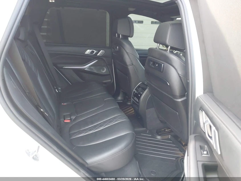 BMW X5 XDRIVE50I, снимка 9 - Автомобили и джипове - 54848152