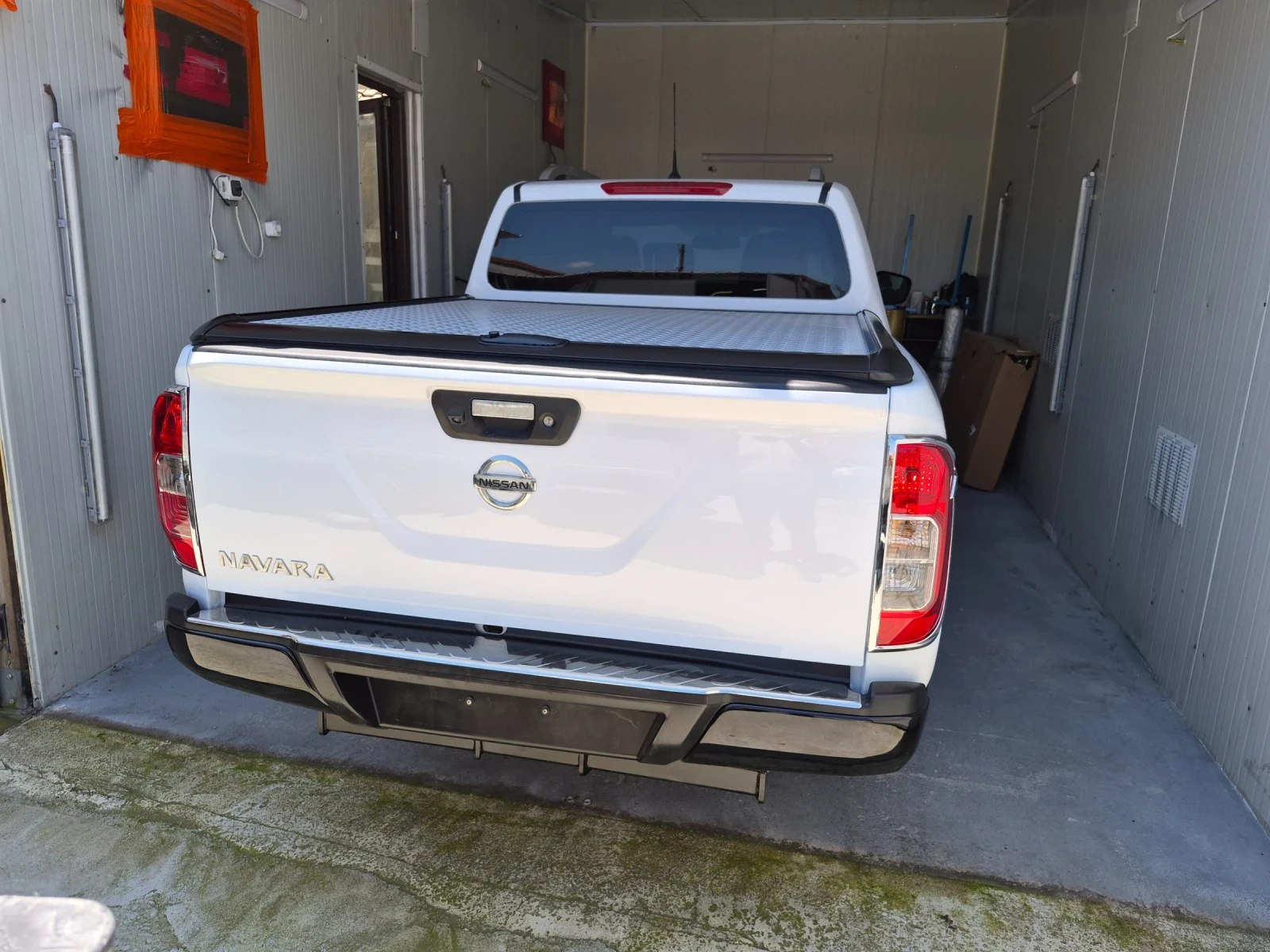 Nissan Navara 2.3cdi, снимка 5 - Автомобили и джипове - 54865997