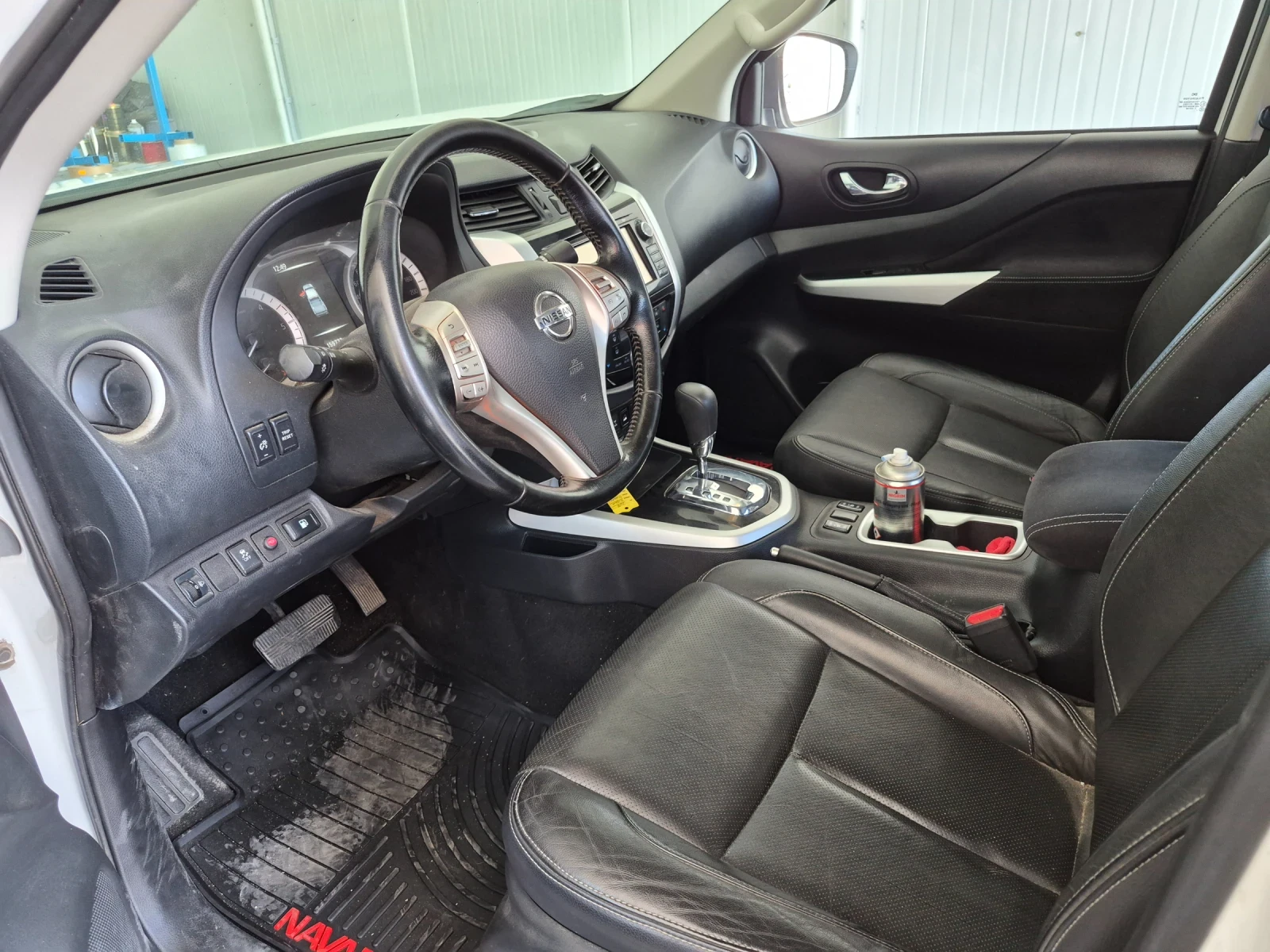 Nissan Navara 2.3cdi, снимка 7 - Автомобили и джипове - 54865997