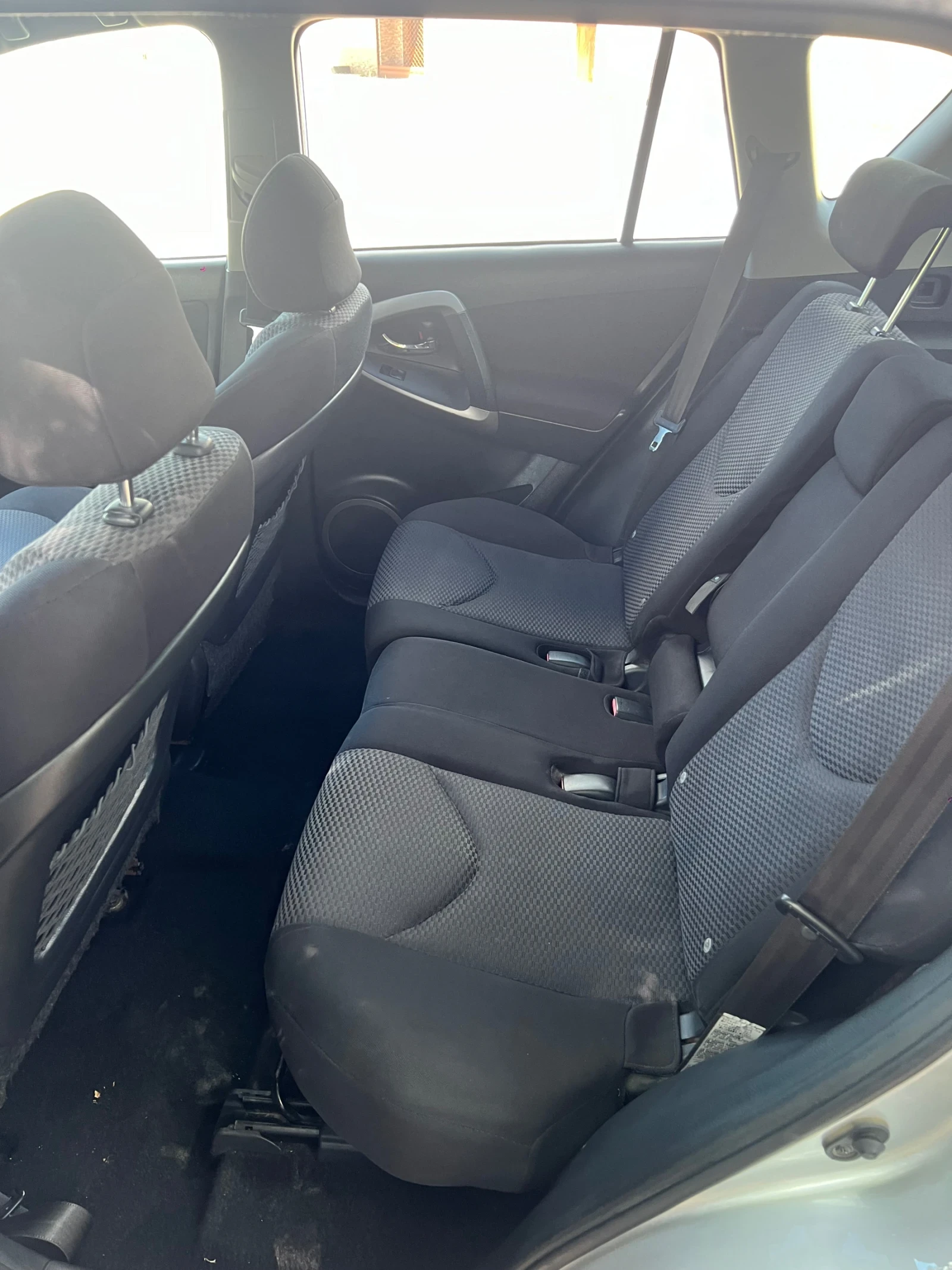 Toyota Rav4, снимка 11 - Автомобили и джипове - 54902399