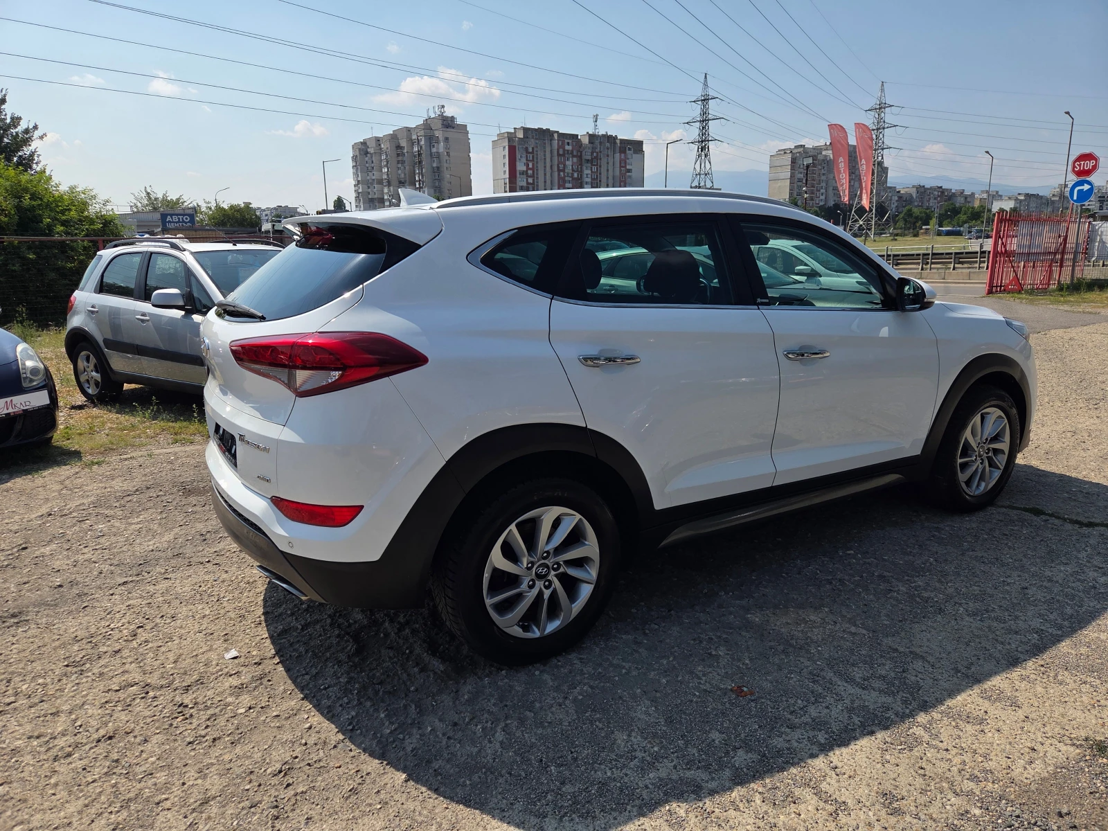 Hyundai Tucson 2.0CRDI/4X4, снимка 4 - Автомобили и джипове - 55362946