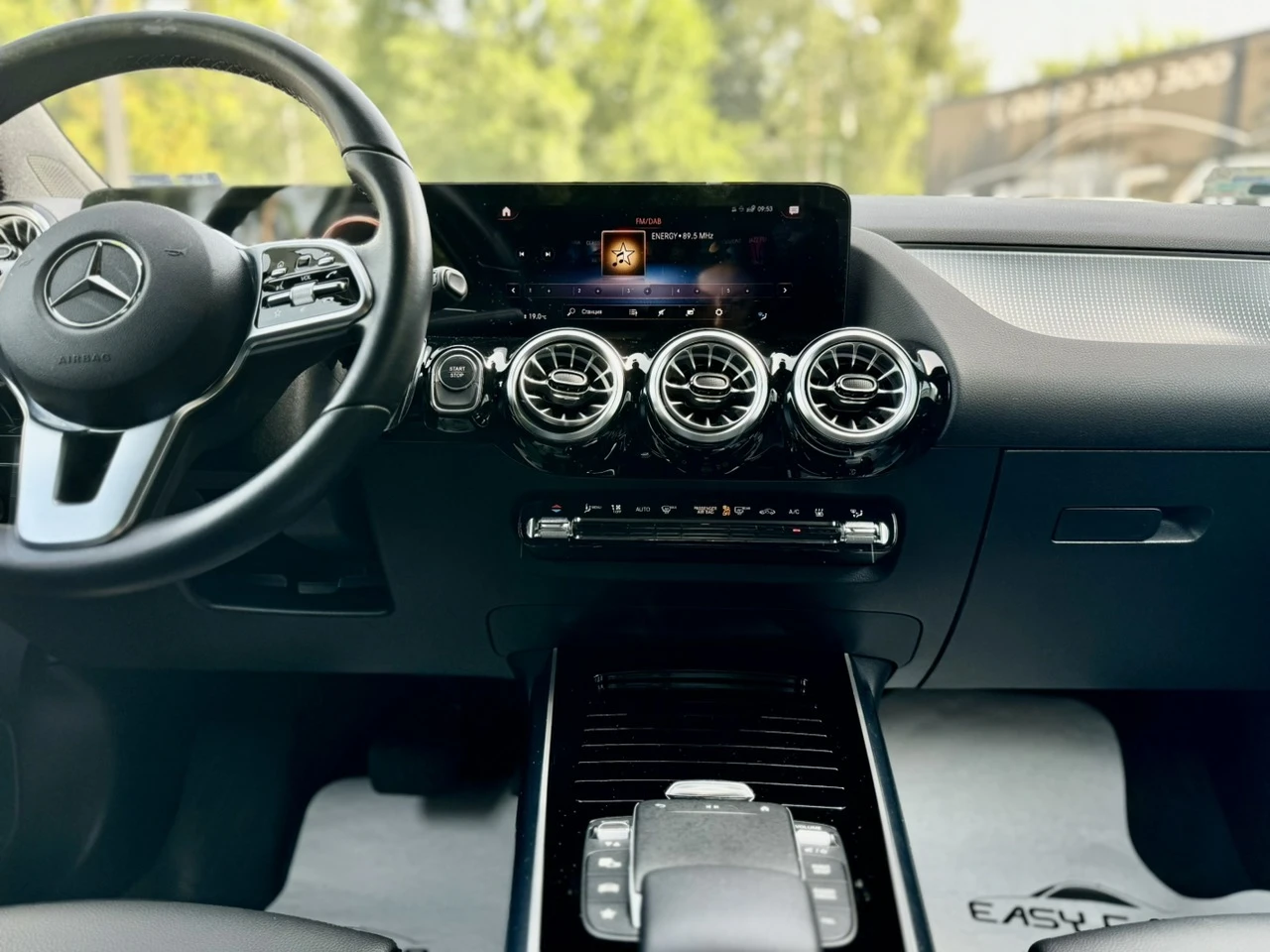 Mercedes-Benz EQA 250 NAVI/CAMERA/, снимка 11 - Автомобили и джипове - 55614908