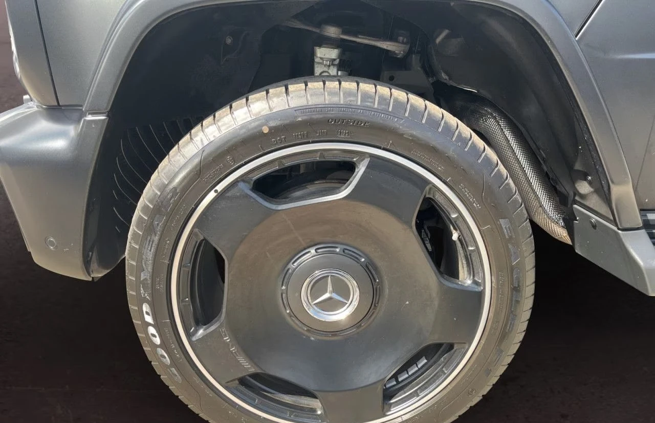 Mercedes-Benz G 63 AMG MANUFAKTUR TWO-FINISH / NIGHT / BURM / MULTIBEAM /, снимка 7 - Автомобили и джипове - 55977009