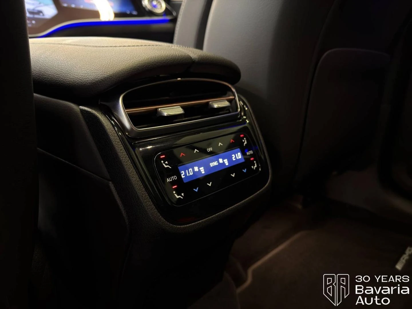 Mercedes-Benz EQE 43 AMG SUV 4MATIK Hyperscreen Panorama, снимка 15 - Автомобили и джипове - 56077482
