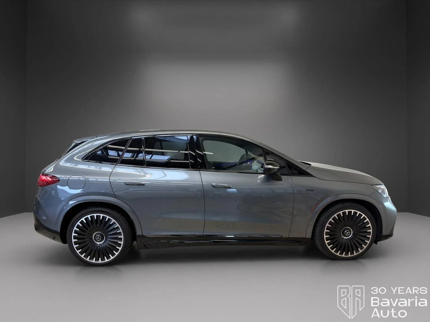 Mercedes-Benz EQE 43 AMG SUV 4MATIK Hyperscreen Panorama, снимка 6 - Автомобили и джипове - 56077482
