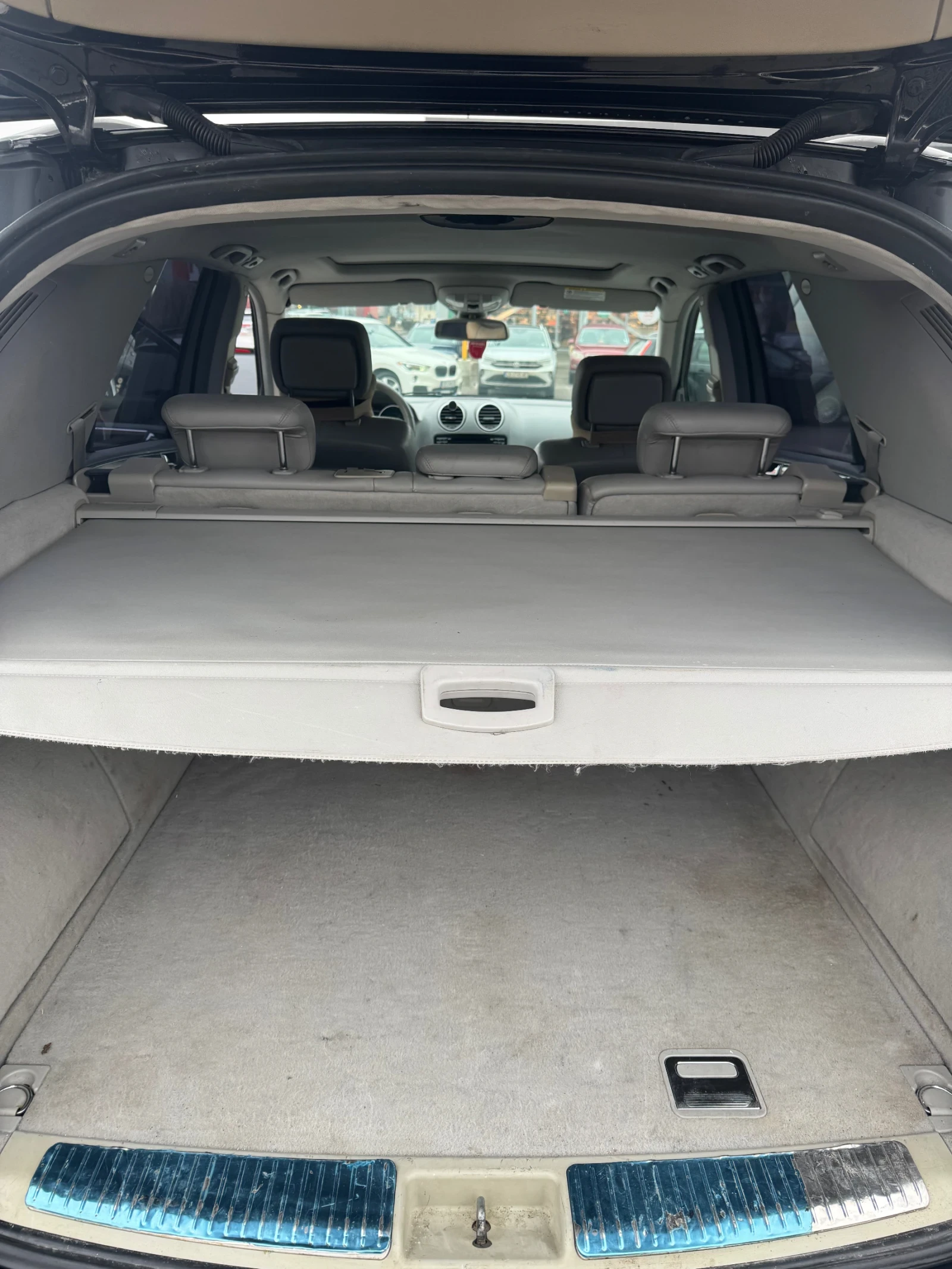 Mercedes-Benz ML 320 3.2 4MATIC 7G Tronic Пружини!, снимка 3 - Автомобили и джипове - 56256339