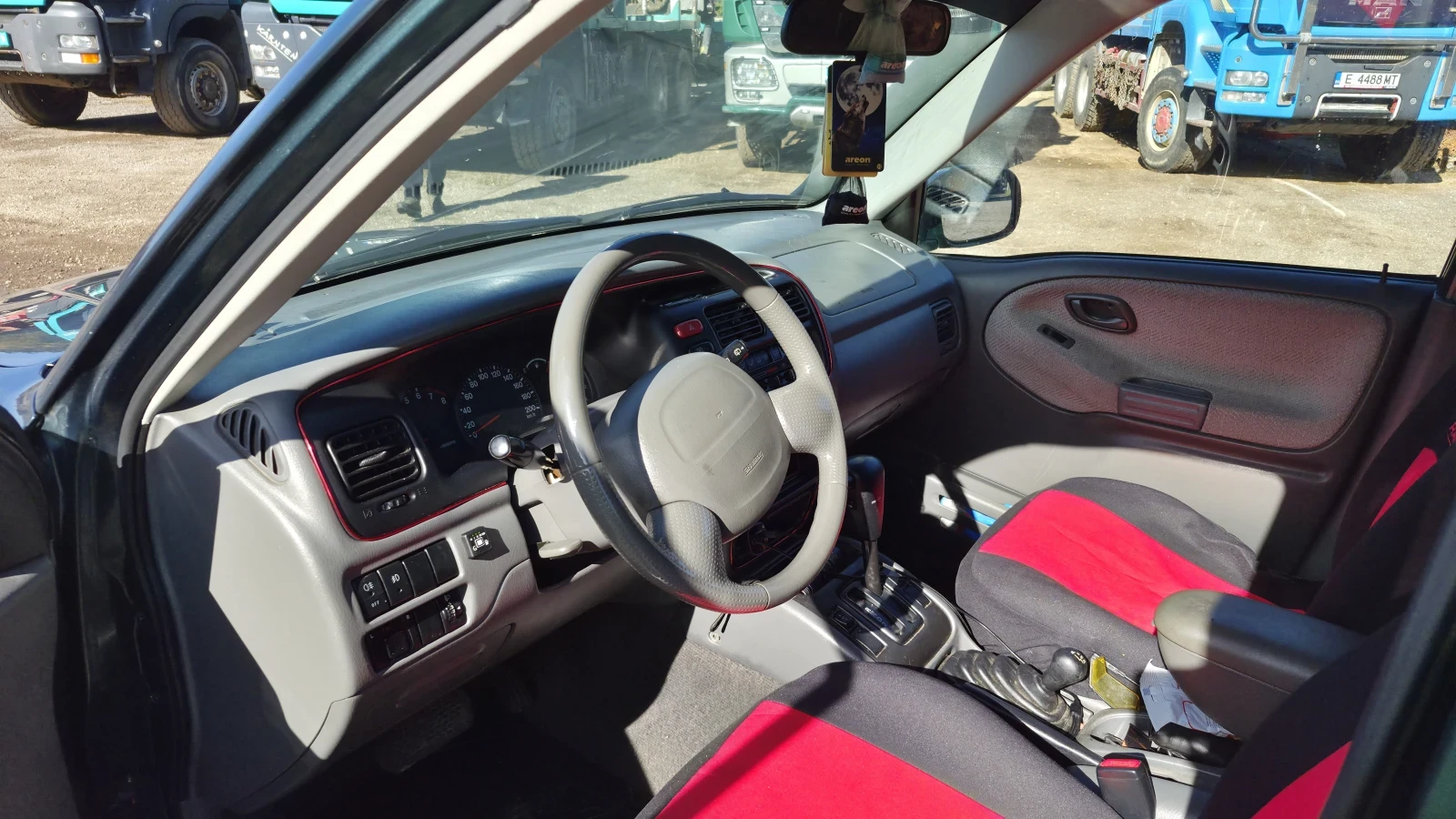 Suzuki Grand vitara 2.5 V6 ГАЗ, снимка 5 - Автомобили и джипове - 56526946