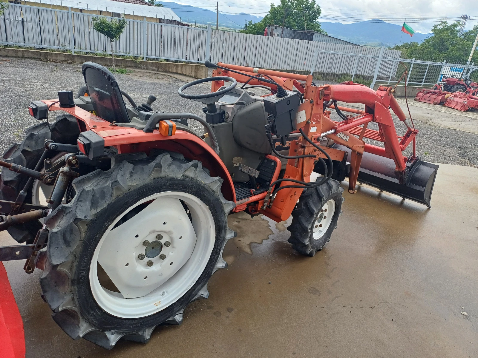 Трактор Yanmar F200 - изображение 4