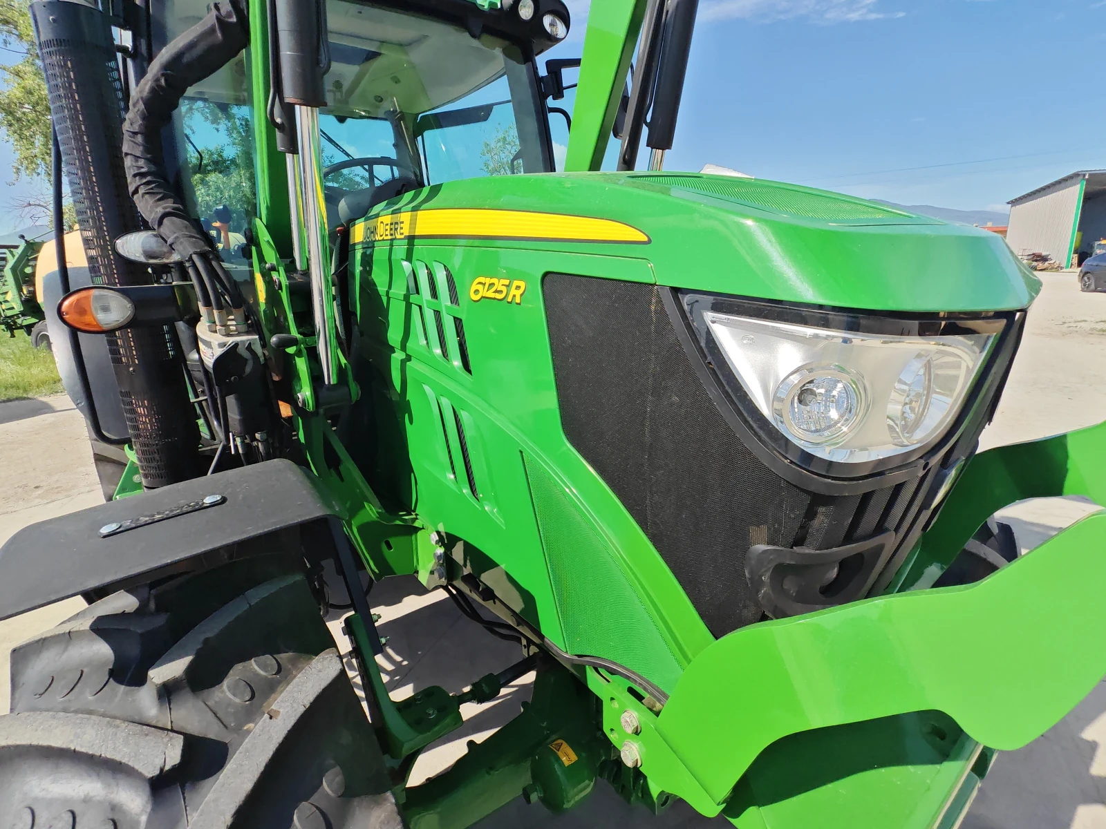 Трактор John Deere 6125R лизинг с първоначална вноска 20 %, снимка 8 - Селскостопанска техника - 54529961