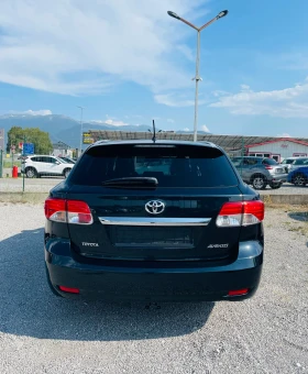 Toyota Avensis 2.0 D-4D Панорама* Кожа* Камера* Сервизна история*, снимка 6
