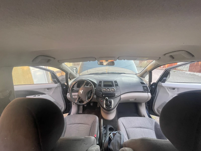 Mitsubishi Grandis 2.0Di-D , снимка 5 - Автомобили и джипове - 46029423