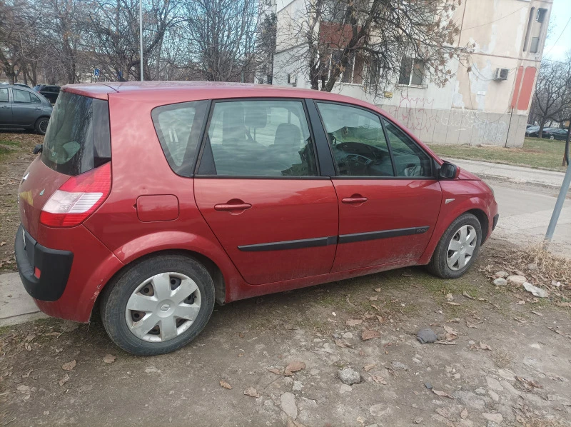 Renault Scenic, снимка 3 - Автомобили и джипове - 46654426