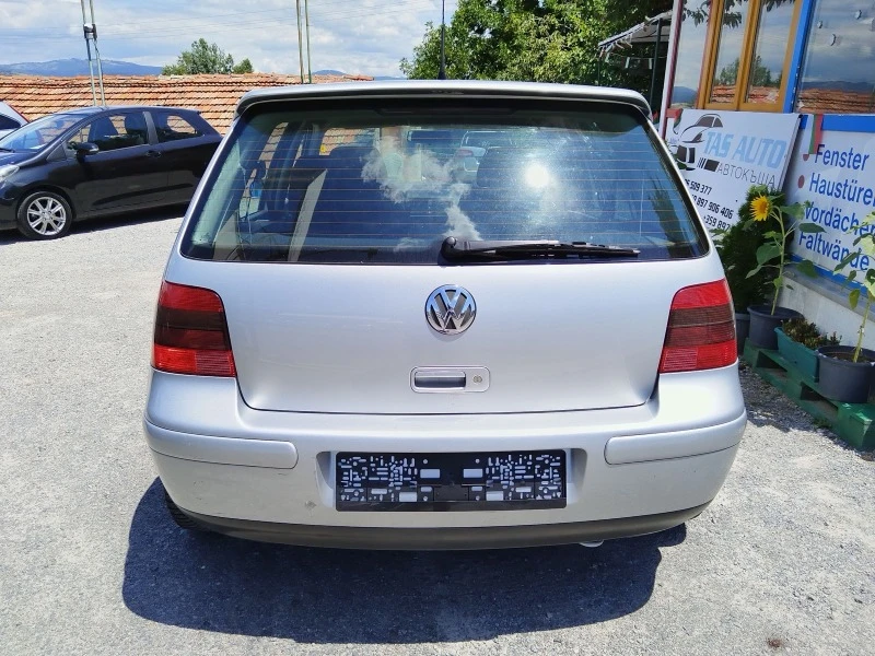 VW Golf 1.6.i evro4, снимка 4 - Автомобили и джипове - 46481617