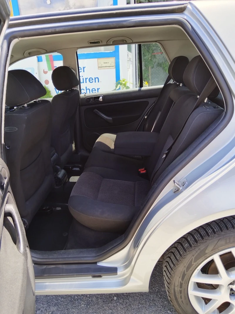 VW Golf 1.6.i evro4, снимка 11 - Автомобили и джипове - 46481617