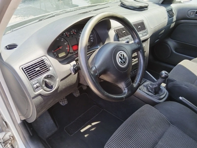 VW Golf 1.6.i evro4, снимка 12 - Автомобили и джипове - 46481617