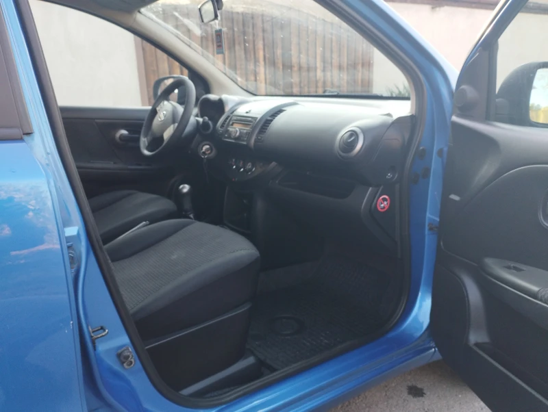 Nissan Note 1.4i, снимка 6 - Автомобили и джипове - 46825800