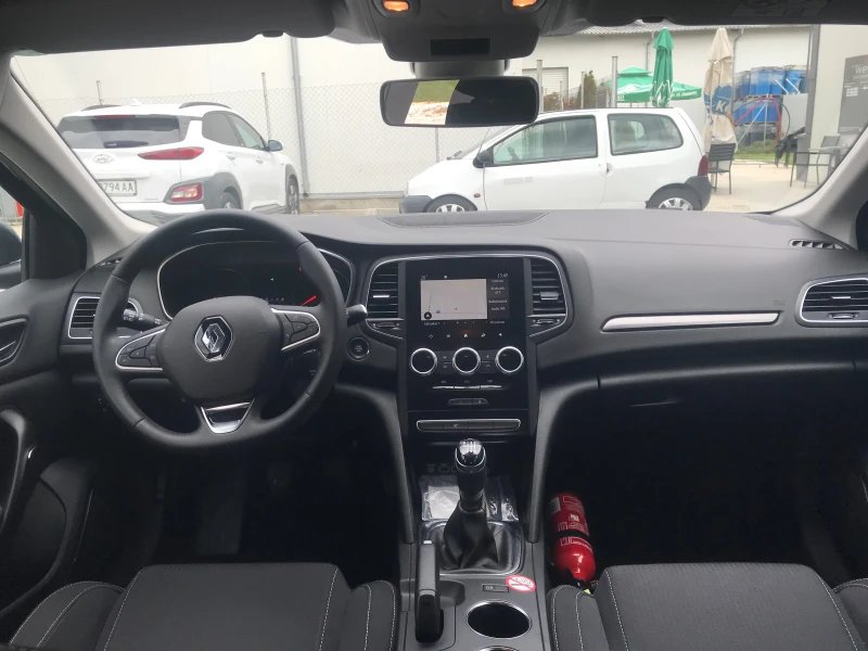 Renault Megane, снимка 5 - Автомобили и джипове - 47841939