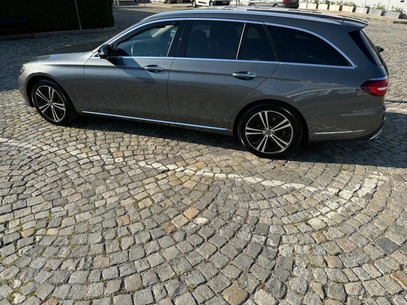 Mercedes-Benz E 220 4MATIK Exclusive , снимка 1 - Автомобили и джипове - 48086225