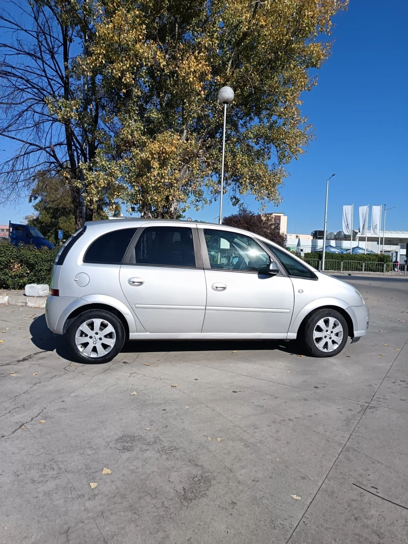 Opel Meriva Facelift, снимка 3 - Автомобили и джипове - 49362780