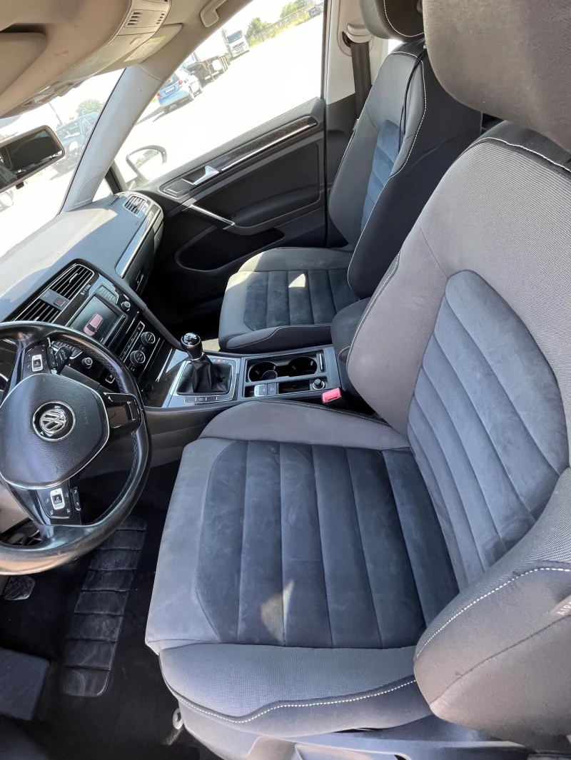 VW Golf 1.4 TGI, снимка 9 - Автомобили и джипове - 49420173