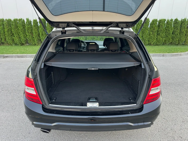 Mercedes-Benz C 250 CDI 4Matic* AMG* 7G-Tronic* ШВЕЙЦАРИЯ!!!, снимка 8 - Автомобили и джипове - 51676280