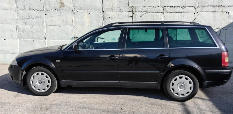 VW Passat 1.9   101кс, снимка 3 - Автомобили и джипове - 52235887