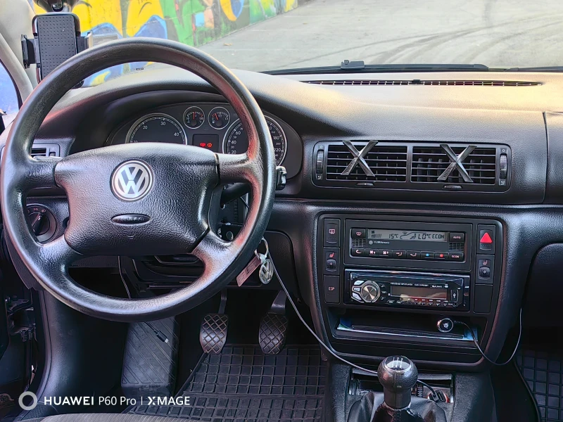 VW Passat 1.9   101кс, снимка 10 - Автомобили и джипове - 52235887