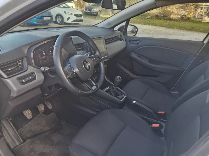 Renault Clio 1.5 dci Гаранционна, снимка 7 - Автомобили и джипове - 52628617