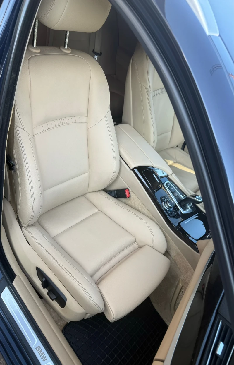 BMW 530 D Xdrive LCI Luxury EURO 6B, снимка 10 - Автомобили и джипове - 52888522