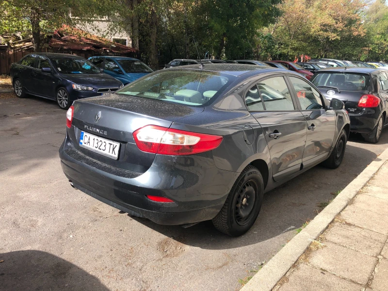 Renault Fluence 1.5dci, снимка 2 - Автомобили и джипове - 53075951