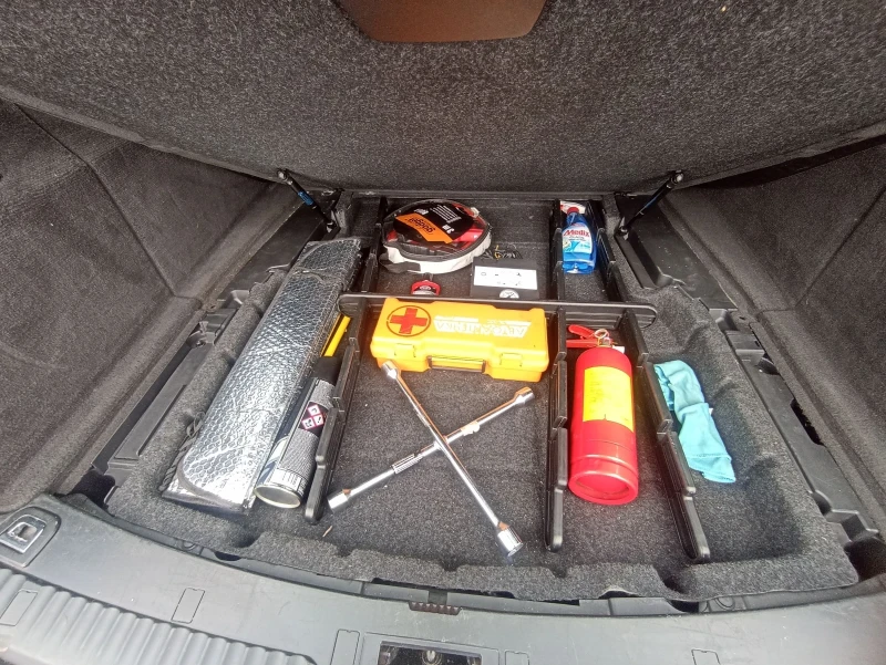 BMW 525 E61 M57, снимка 5 - Автомобили и джипове - 53078529