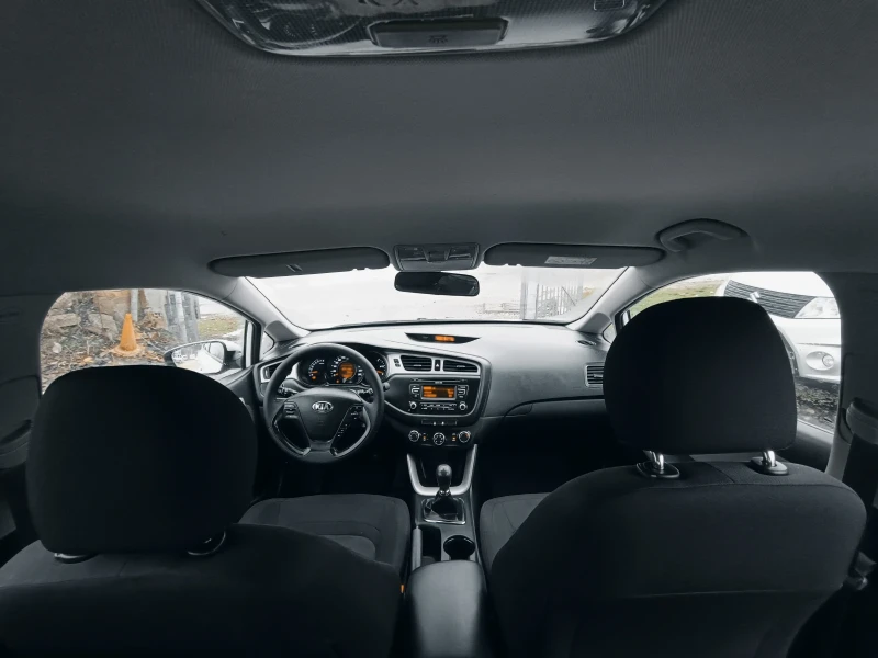 Kia Ceed 1.4/Клима/ Нови гуми Зимни Гуми/ Топ, снимка 13 - Автомобили и джипове - 53486406